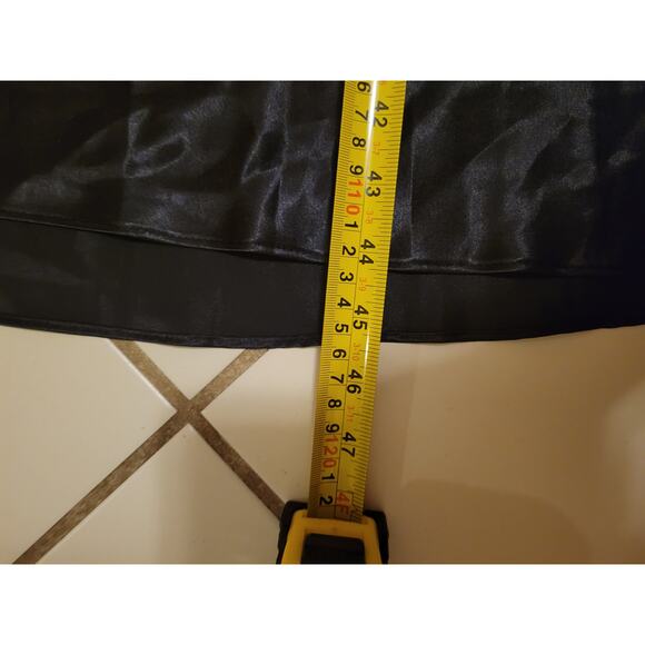 California Dynasty Plunging V Neck Embroidered Sequined Satin Night Gown Black M - Picture 9 of 9